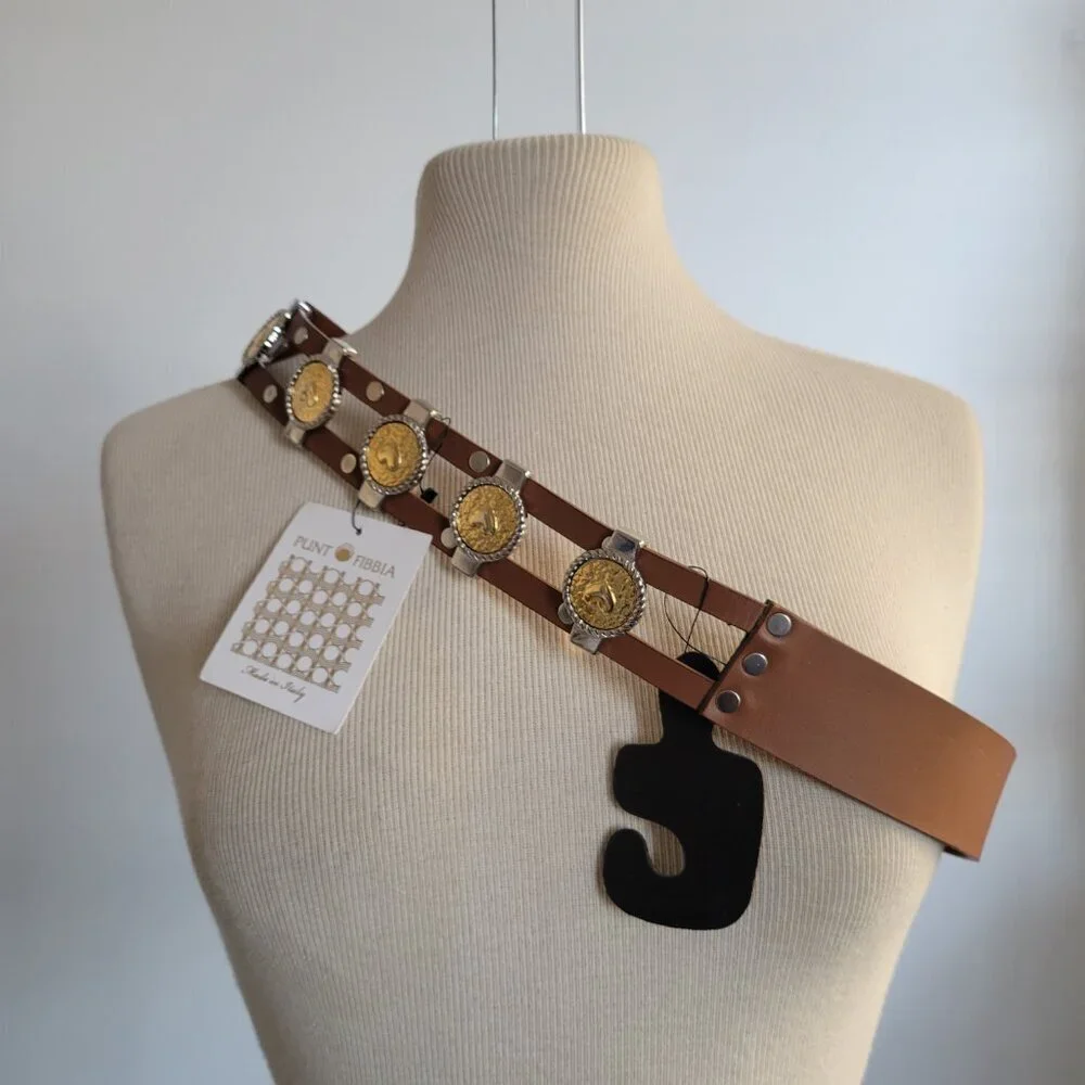 Punt Fibbia Brown Genuine Leather Concho Belt w/Gold-tone Heart Medallions (Size